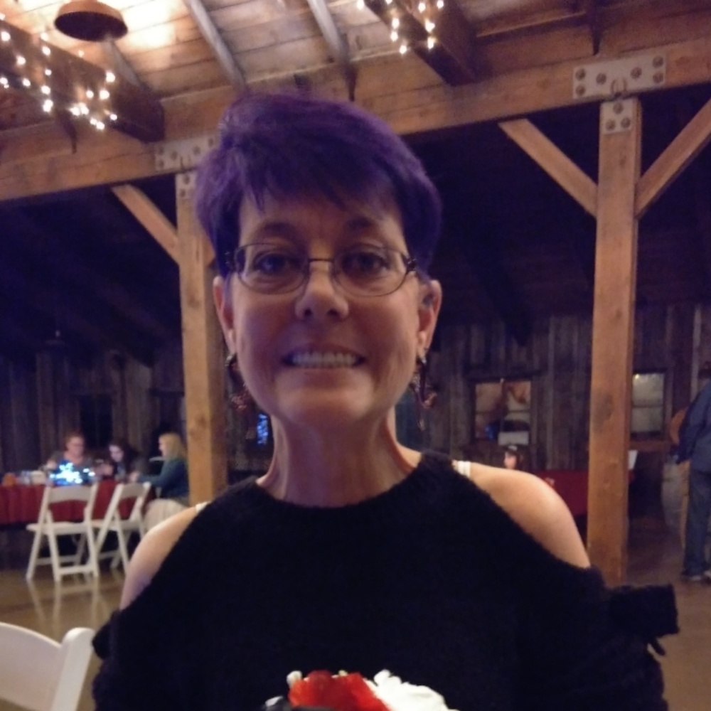 Meet your Posher, Christine